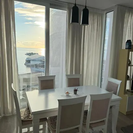 Aura Luxury Durres