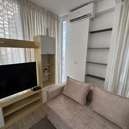 Aura Luxury