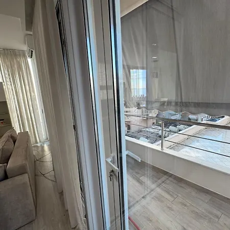 Aura Luxury